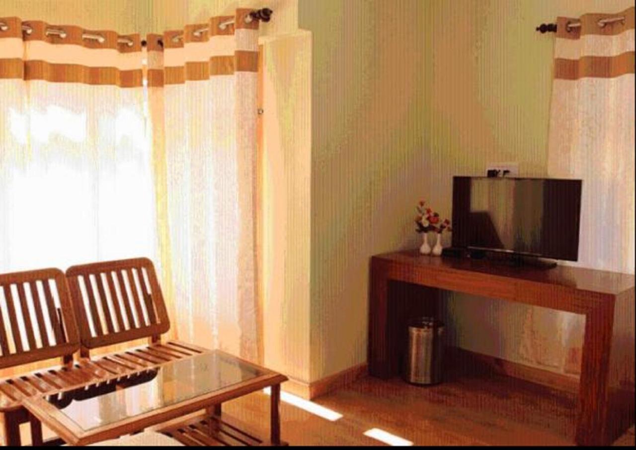 Hotel Om Ladakh Лех Екстер'єр фото